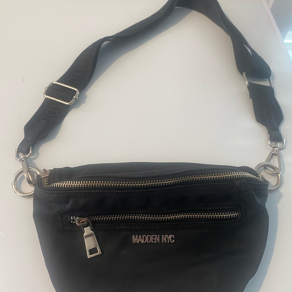 Madden NYC Black Crossbody Bag Fanny Pack Belt Bag